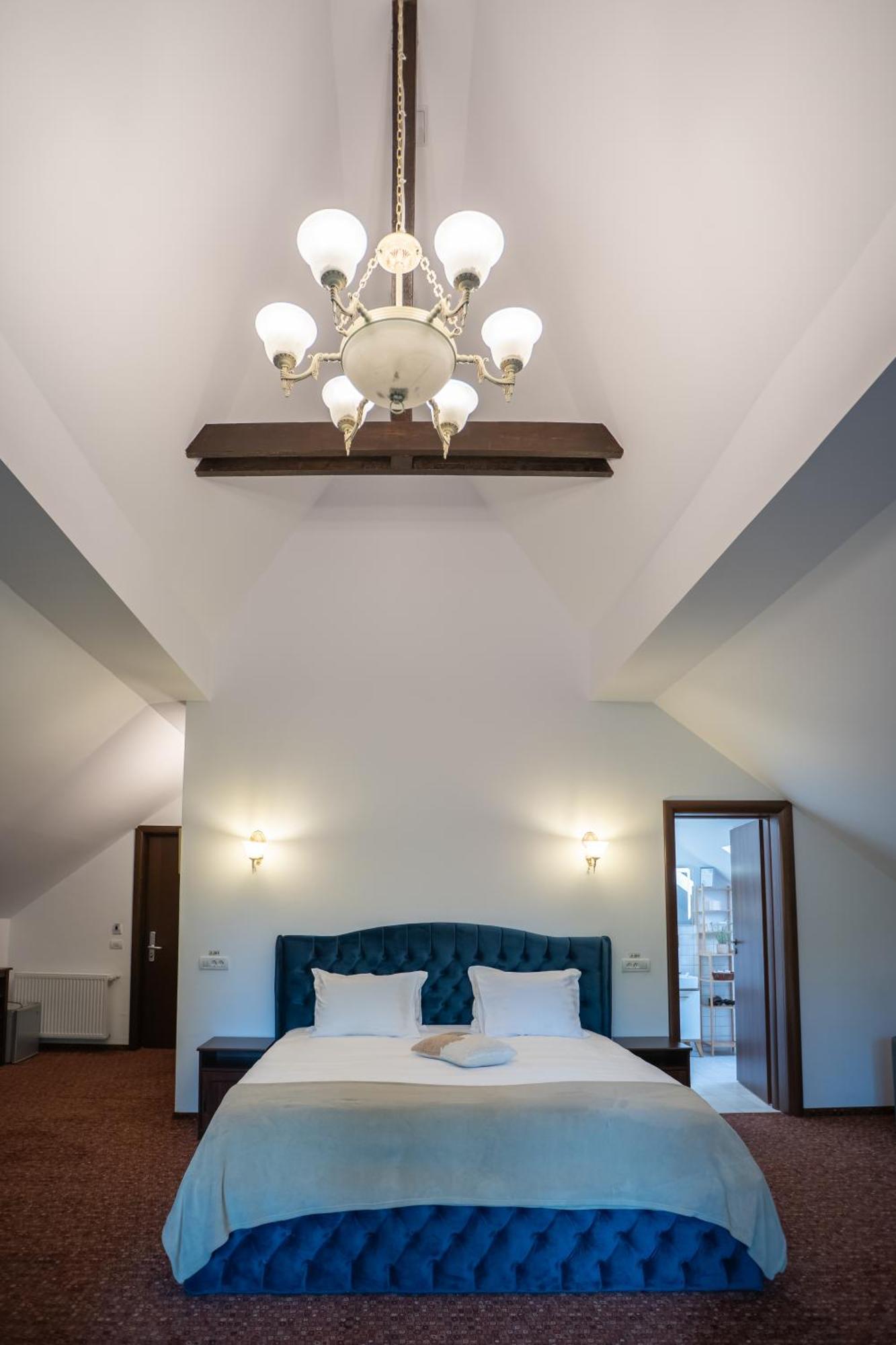 Opus Villa Σινάια Εξωτερικό φωτογραφία A bedroom at the hotel