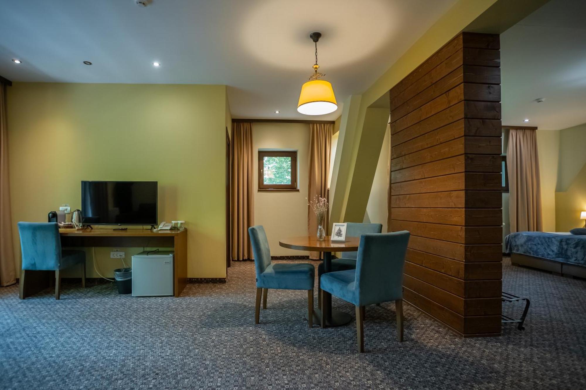 Opus Villa Σινάια Εξωτερικό φωτογραφία A room at the hotel